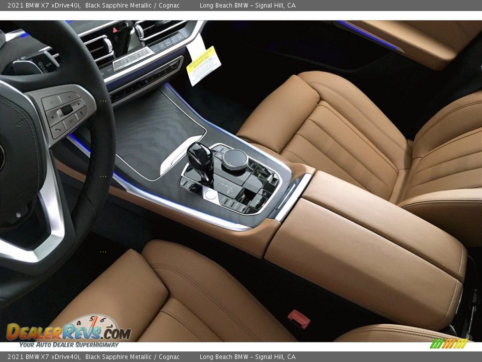 Front Seat of 2021 BMW X7 xDrive40i Photo #8