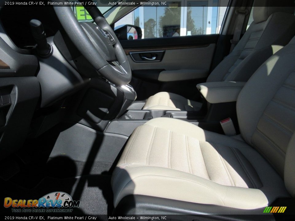 2019 Honda CR-V EX Platinum White Pearl / Gray Photo #10