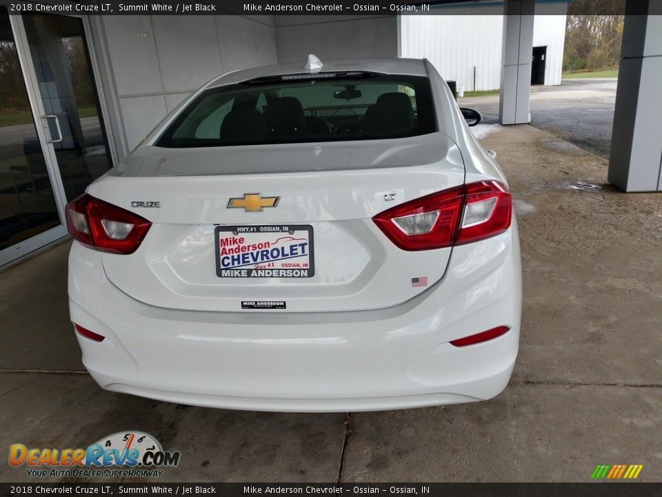 2018 Chevrolet Cruze LT Summit White / Jet Black Photo #5