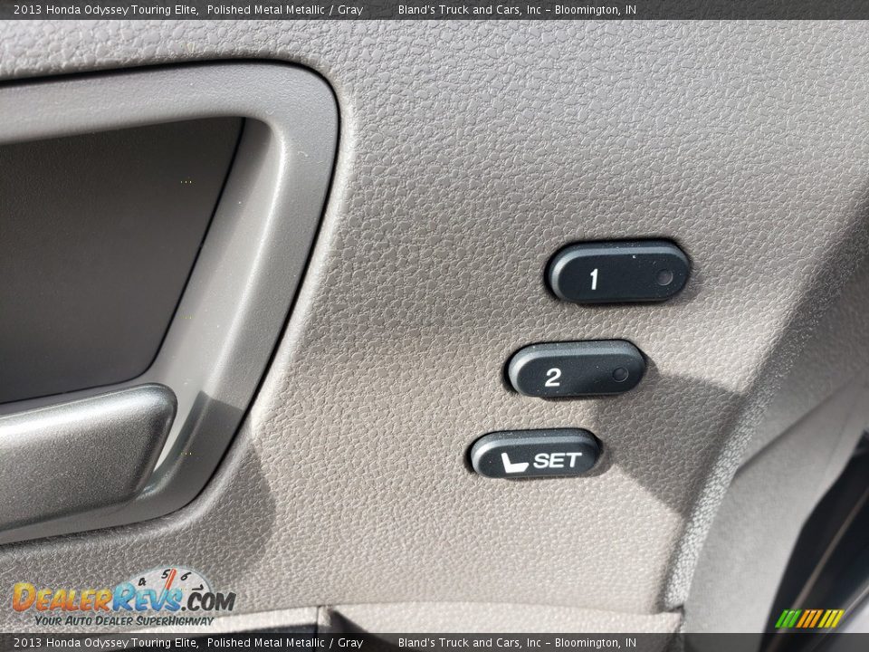 2013 Honda Odyssey Touring Elite Polished Metal Metallic / Gray Photo #4