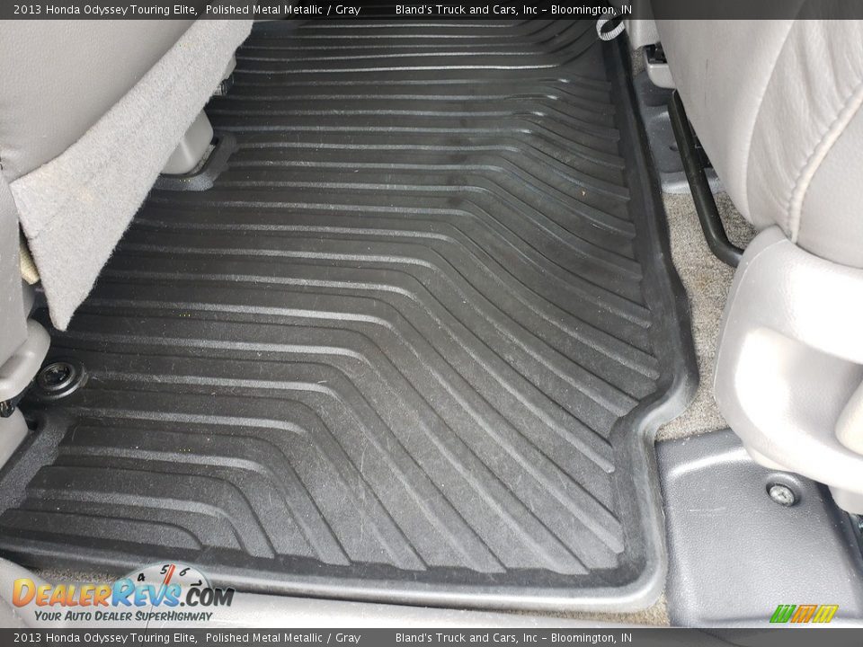 2013 Honda Odyssey Touring Elite Polished Metal Metallic / Gray Photo #33