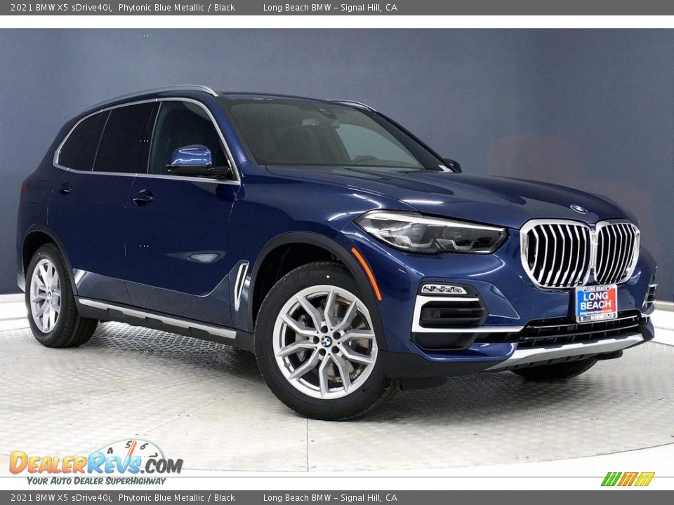 Front 3/4 View of 2021 BMW X5 sDrive40i Photo #19