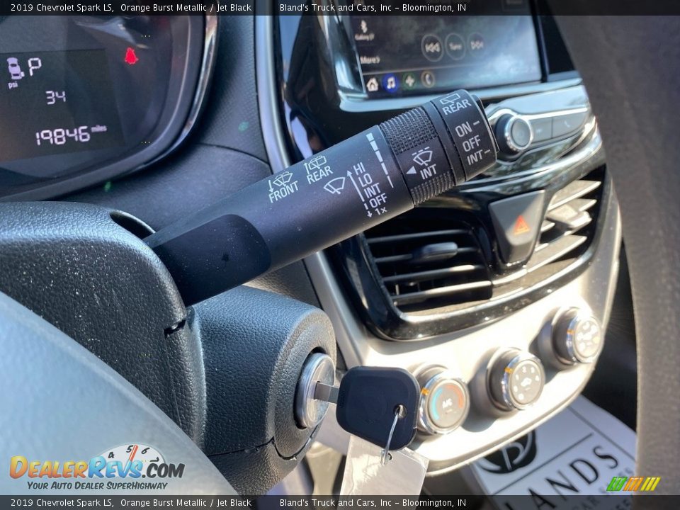 Controls of 2019 Chevrolet Spark LS Photo #18