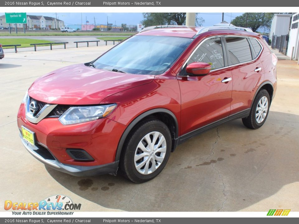 Cayenne Red 2016 Nissan Rogue S Photo #4