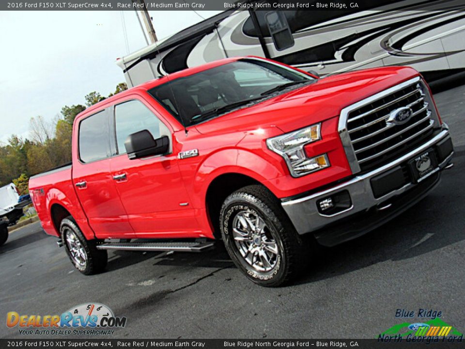 2016 Ford F150 XLT SuperCrew 4x4 Race Red / Medium Earth Gray Photo #28