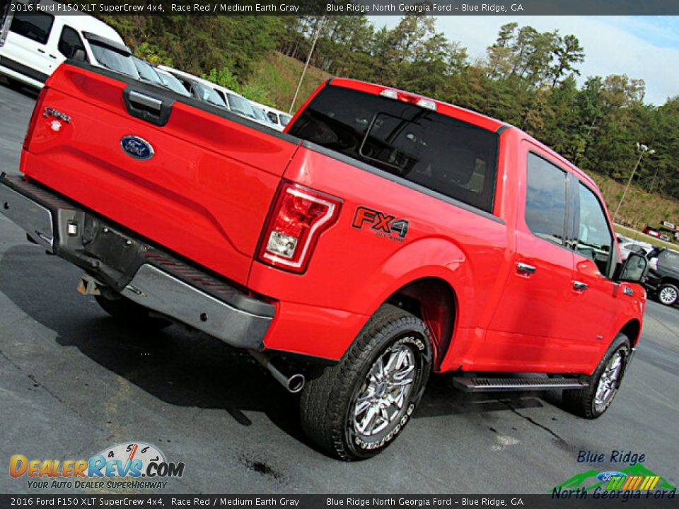 2016 Ford F150 XLT SuperCrew 4x4 Race Red / Medium Earth Gray Photo #29