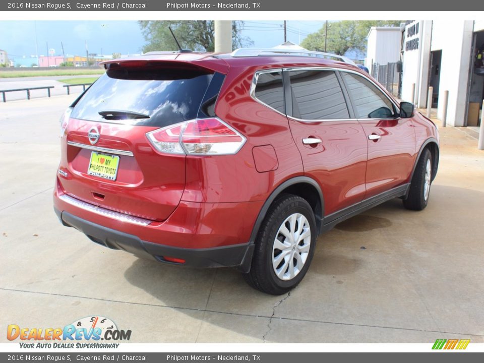 2016 Nissan Rogue S Cayenne Red / Charcoal Photo #9