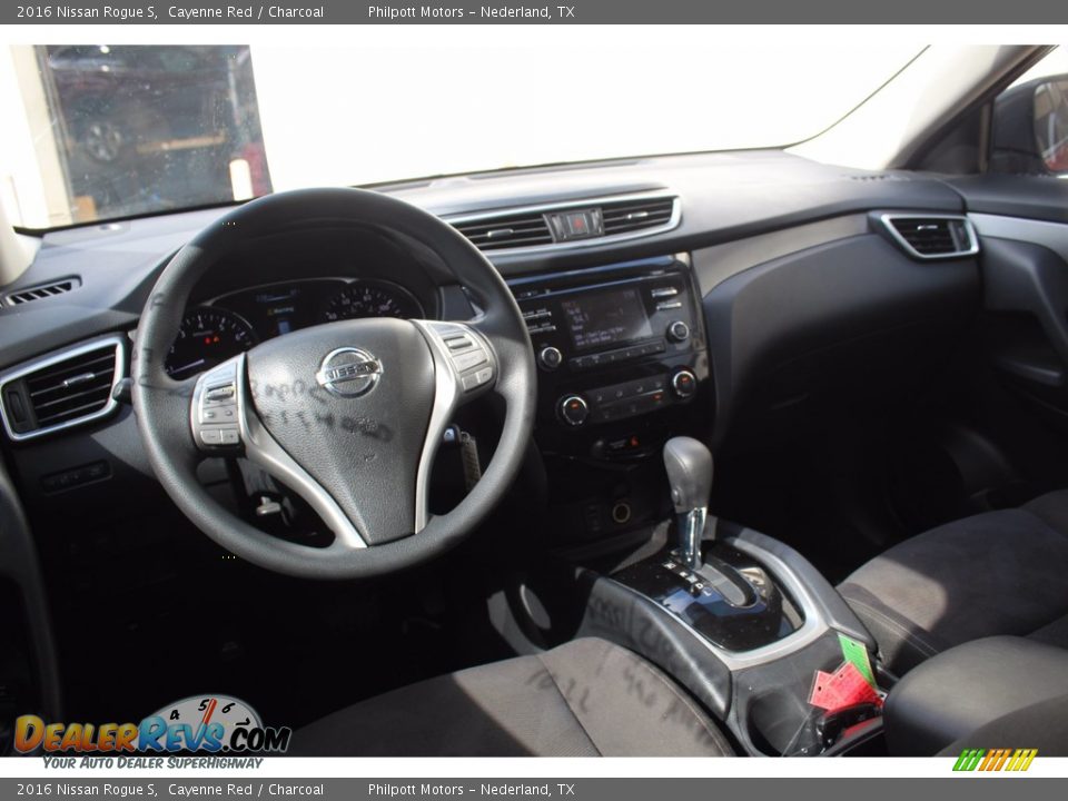 2016 Nissan Rogue S Cayenne Red / Charcoal Photo #22