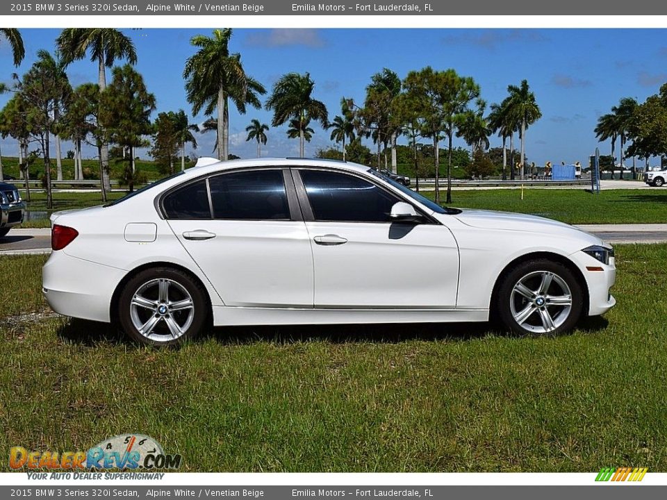 Alpine White 2015 BMW 3 Series 320i Sedan Photo #3