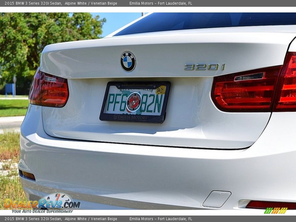 2015 BMW 3 Series 320i Sedan Alpine White / Venetian Beige Photo #15