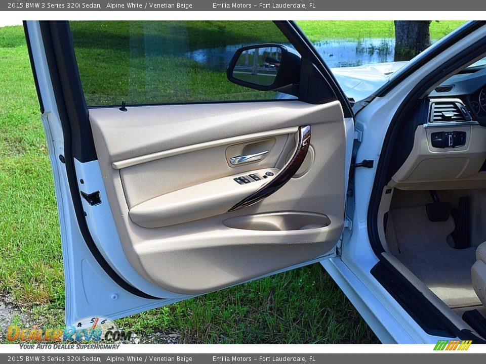 Door Panel of 2015 BMW 3 Series 320i Sedan Photo #28