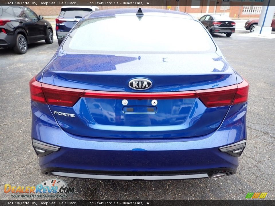 2021 Kia Forte LXS Deep Sea Blue / Black Photo #8