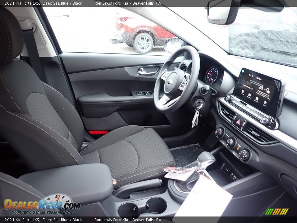 2021 Kia Forte LXS Deep Sea Blue / Black Photo #11