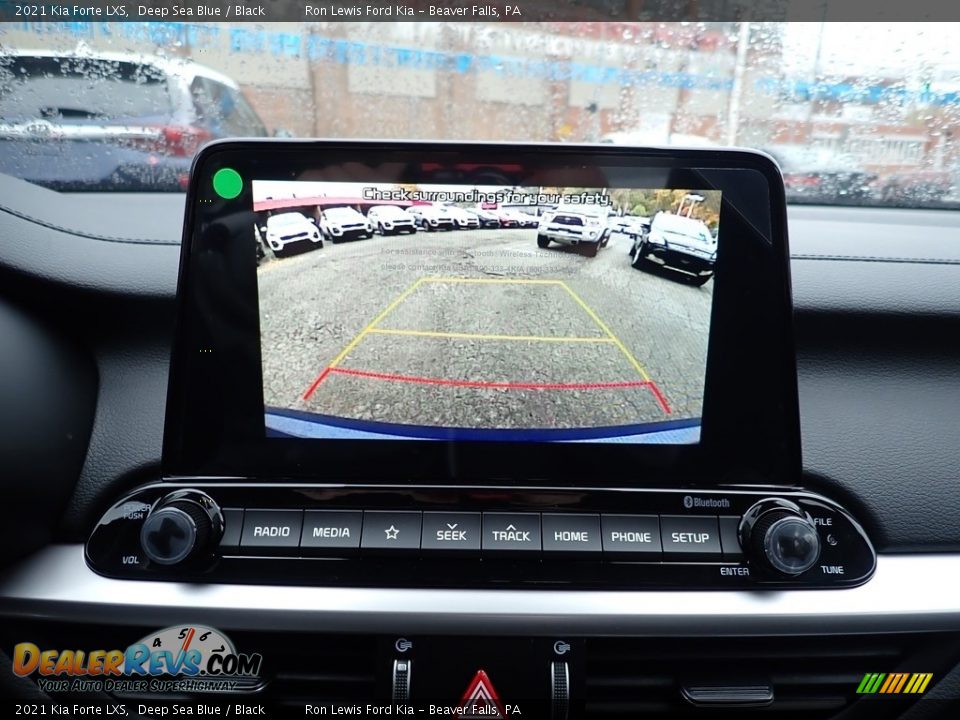 Controls of 2021 Kia Forte LXS Photo #16