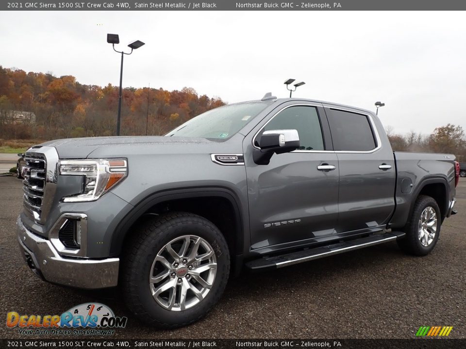 Front 3/4 View of 2021 GMC Sierra 1500 SLT Crew Cab 4WD Photo #1