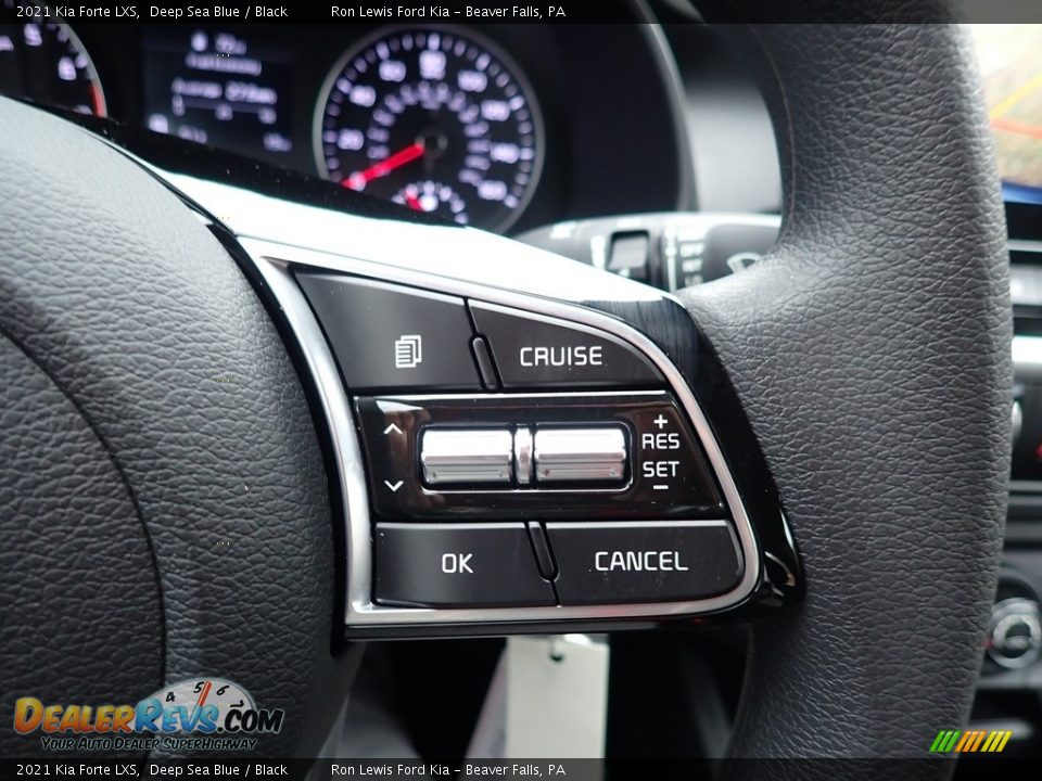 2021 Kia Forte LXS Steering Wheel Photo #17