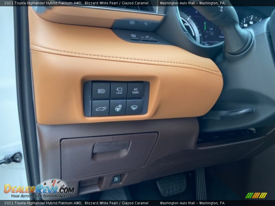 Controls of 2021 Toyota Highlander Hybrid Platinum AWD Photo #18