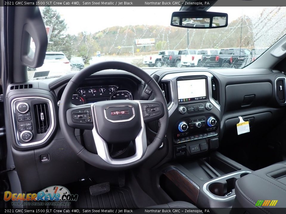 Dashboard of 2021 GMC Sierra 1500 SLT Crew Cab 4WD Photo #15