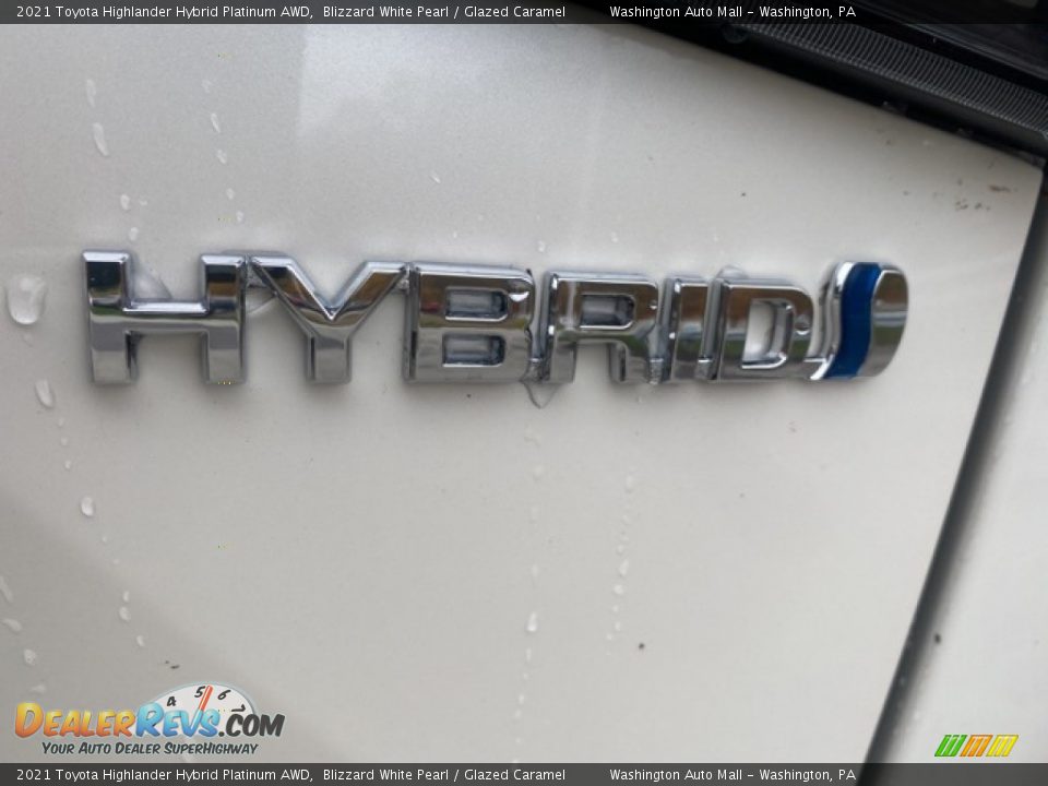 2021 Toyota Highlander Hybrid Platinum AWD Blizzard White Pearl / Glazed Caramel Photo #26