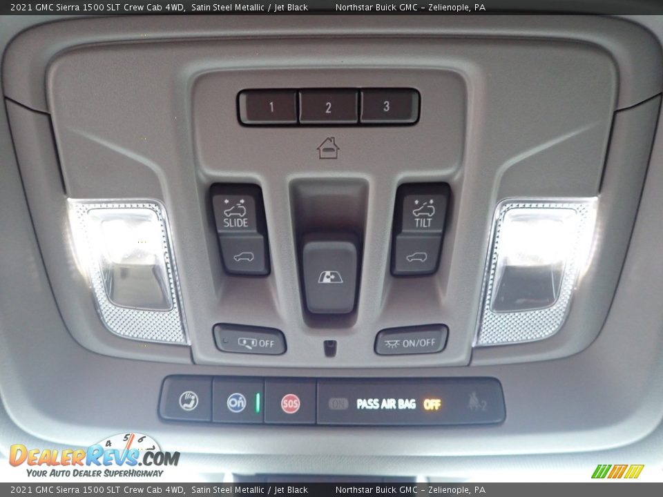 Controls of 2021 GMC Sierra 1500 SLT Crew Cab 4WD Photo #20