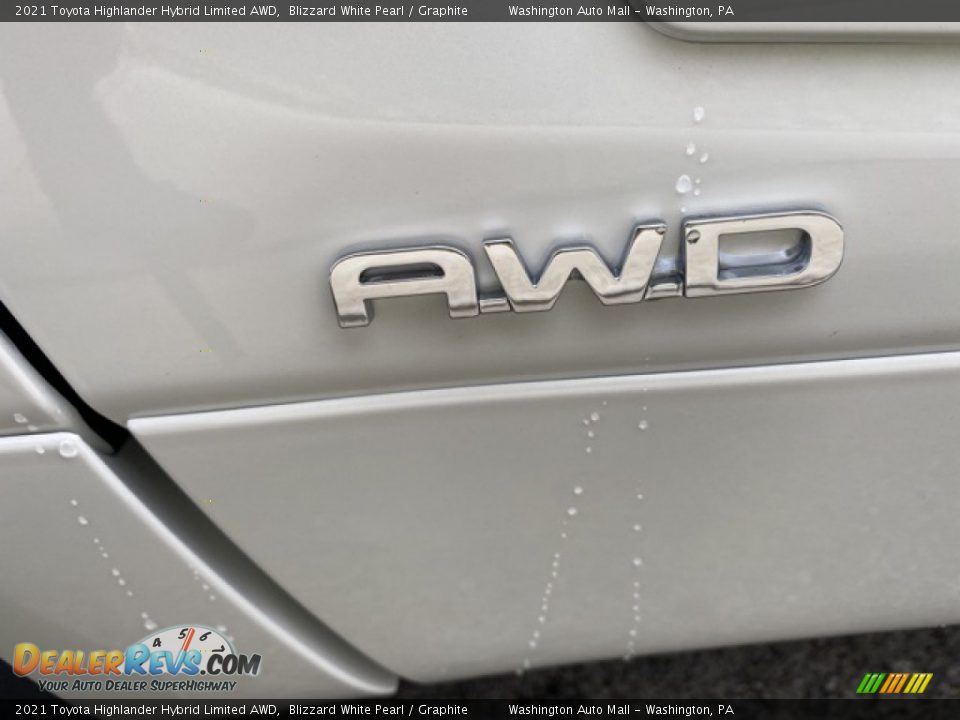 2021 Toyota Highlander Hybrid Limited AWD Blizzard White Pearl / Graphite Photo #27
