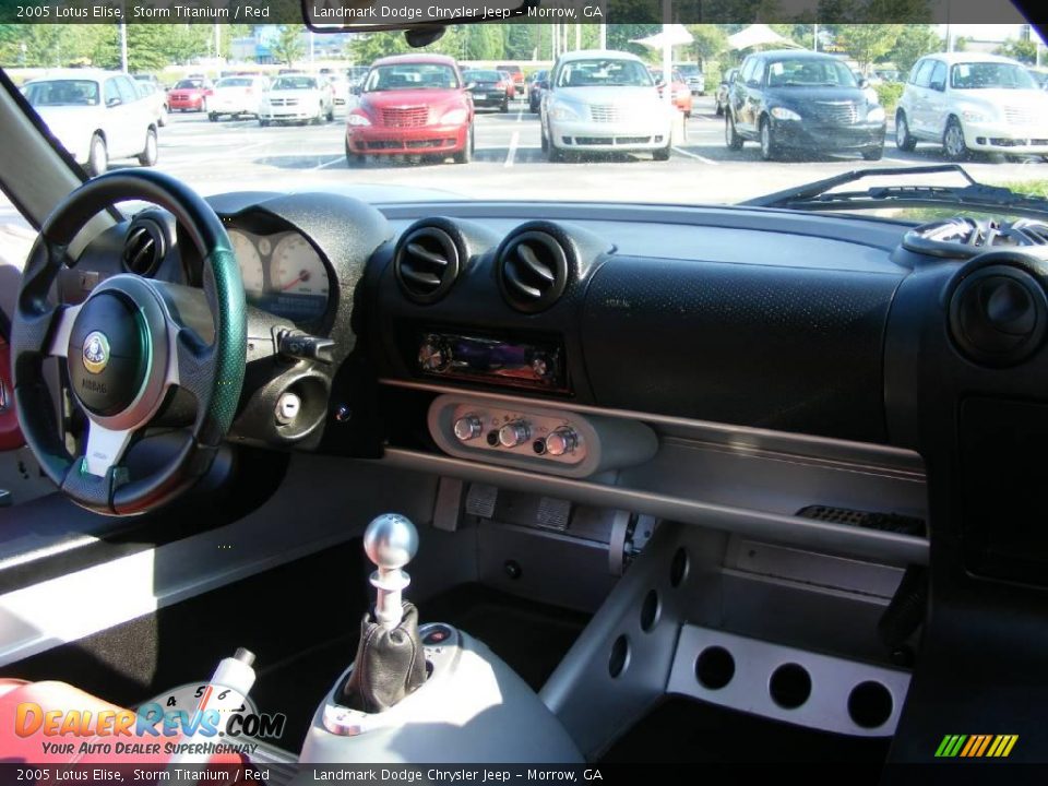 Dashboard of 2005 Lotus Elise  Photo #14