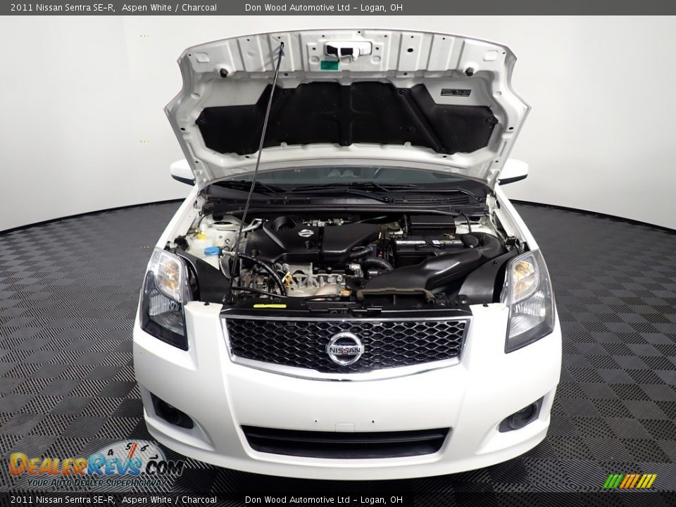 2011 Nissan Sentra SE-R Aspen White / Charcoal Photo #7