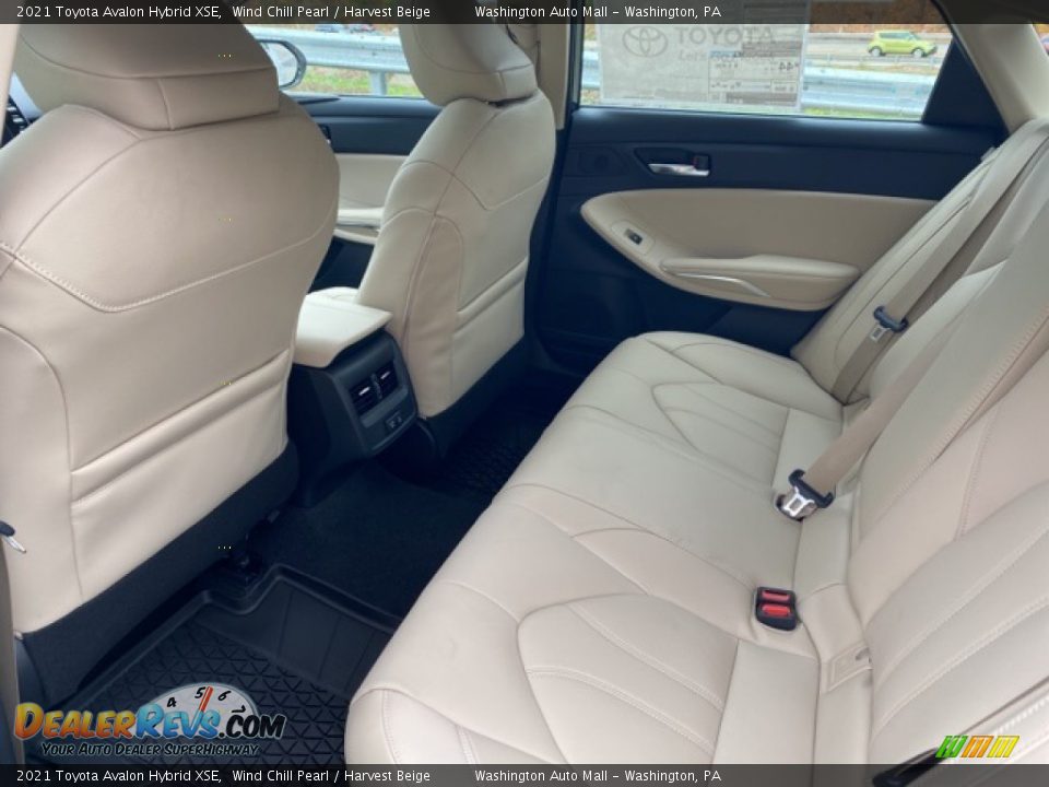 Rear Seat of 2021 Toyota Avalon Hybrid XSE Photo #23