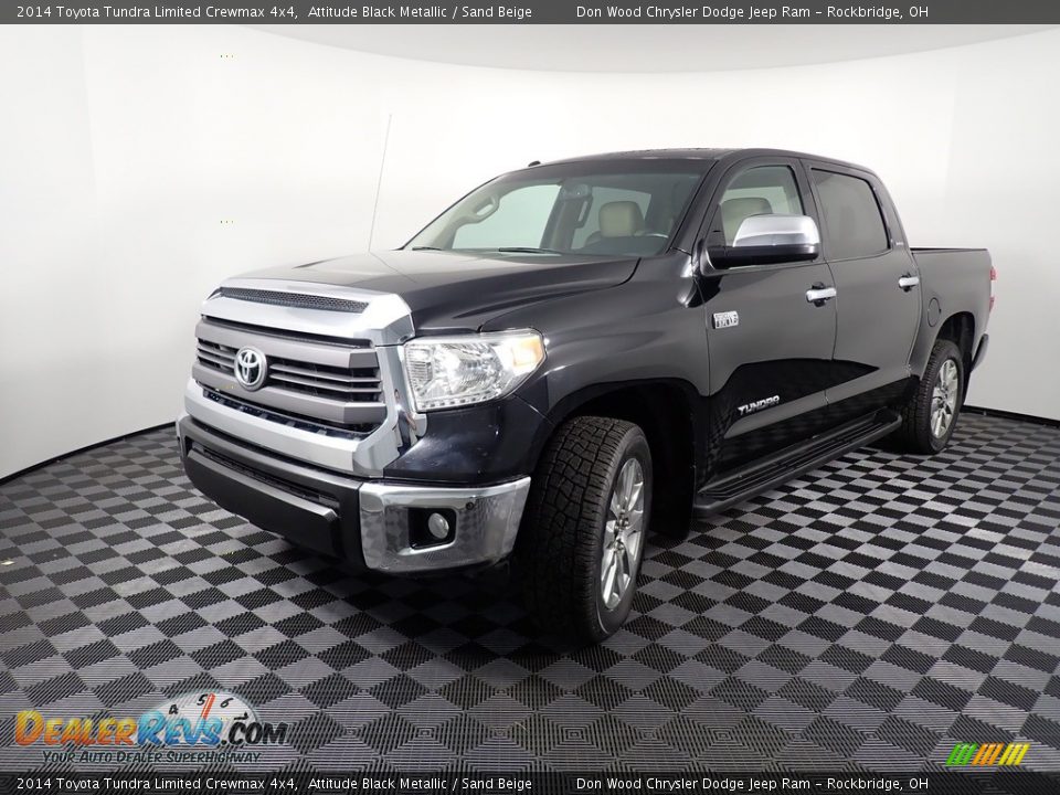 2014 Toyota Tundra Limited Crewmax 4x4 Attitude Black Metallic / Sand Beige Photo #9