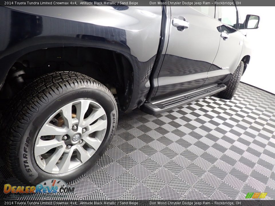 2014 Toyota Tundra Limited Crewmax 4x4 Attitude Black Metallic / Sand Beige Photo #17