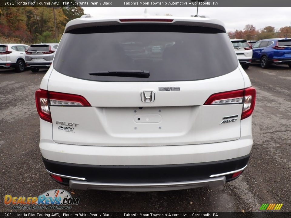 2021 Honda Pilot Touring AWD Platinum White Pearl / Black Photo #4