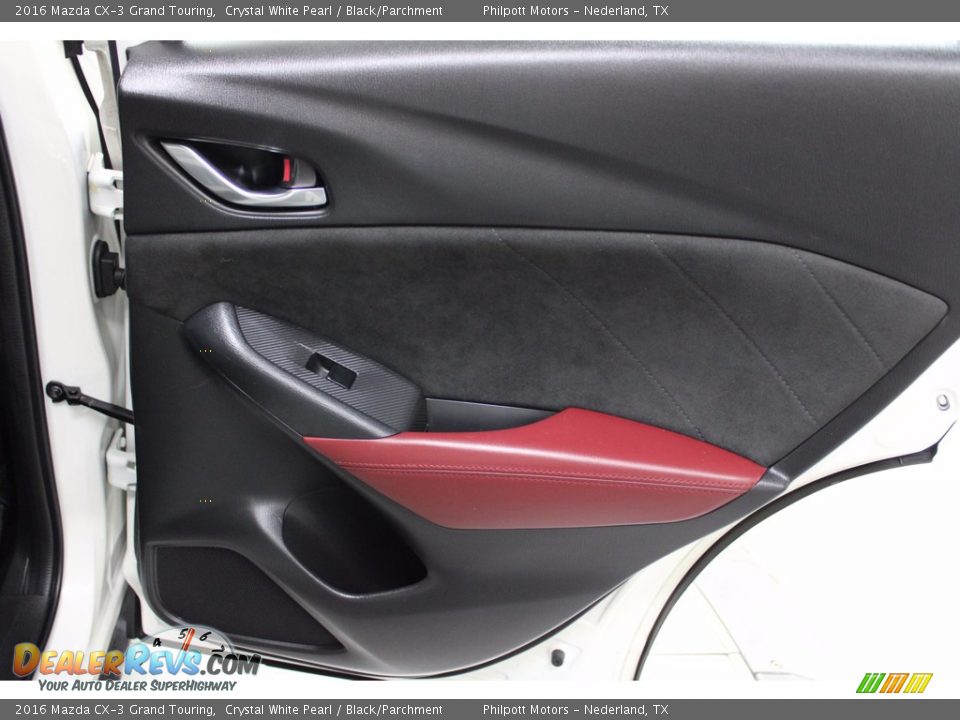 Door Panel of 2016 Mazda CX-3 Grand Touring Photo #31