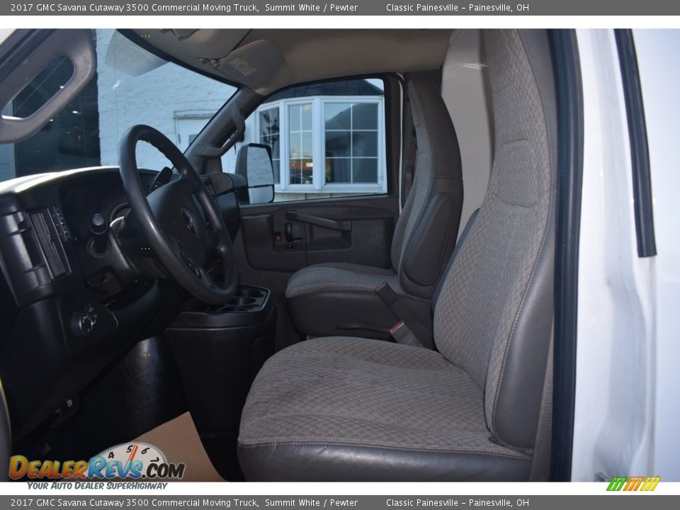 2017 GMC Savana Cutaway 3500 Commercial Moving Truck Summit White / Pewter Photo #6