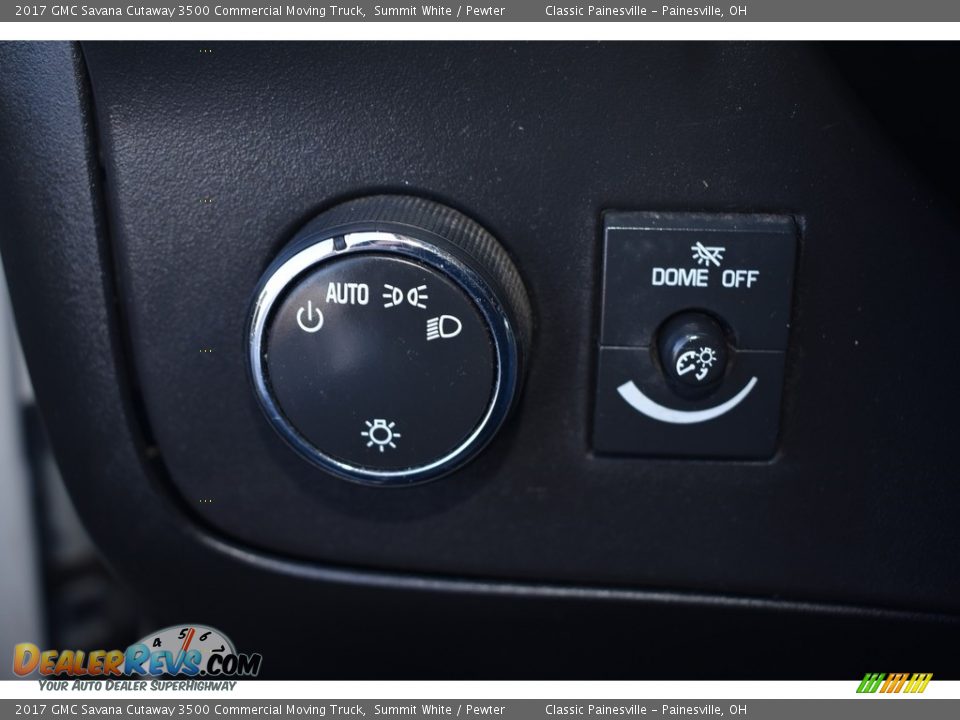 2017 GMC Savana Cutaway 3500 Commercial Moving Truck Summit White / Pewter Photo #10