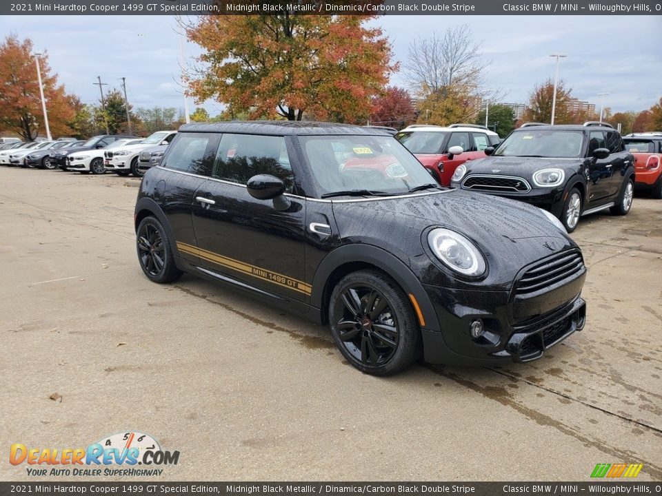 Front 3/4 View of 2021 Mini Hardtop Cooper 1499 GT Special Edition Photo #1