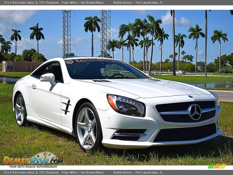 Front 3/4 View of 2014 Mercedes-Benz SL 550 Roadster Photo #13