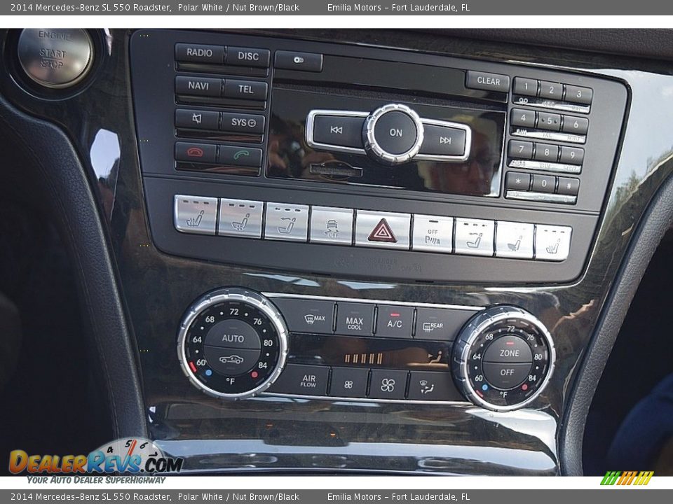 Controls of 2014 Mercedes-Benz SL 550 Roadster Photo #44