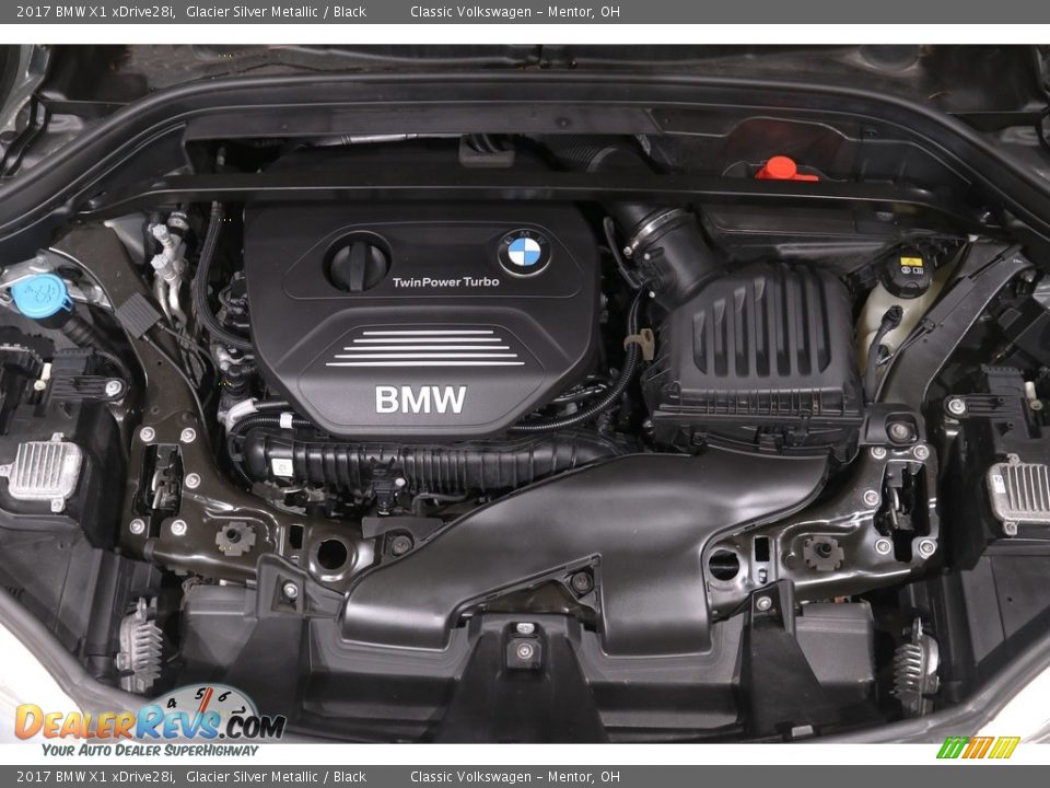 2017 BMW X1 xDrive28i Glacier Silver Metallic / Black Photo #33