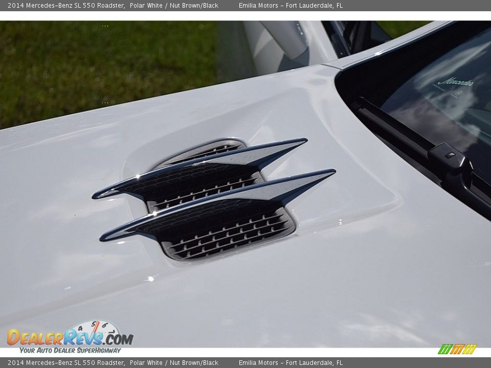 2014 Mercedes-Benz SL 550 Roadster Polar White / Nut Brown/Black Photo #69