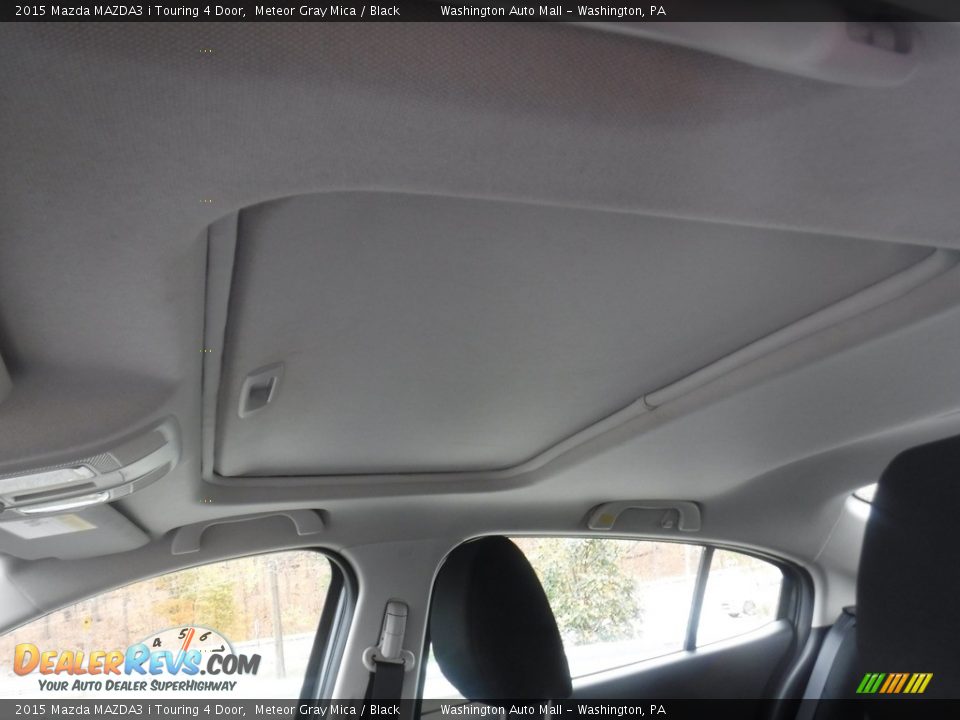 2015 Mazda MAZDA3 i Touring 4 Door Meteor Gray Mica / Black Photo #17
