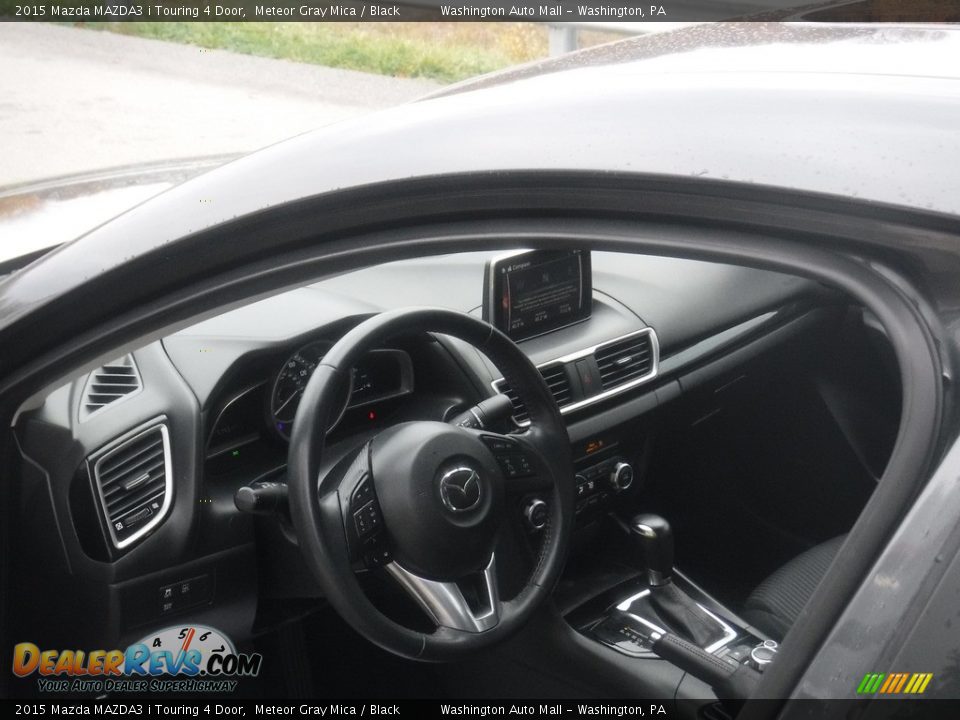 2015 Mazda MAZDA3 i Touring 4 Door Meteor Gray Mica / Black Photo #18