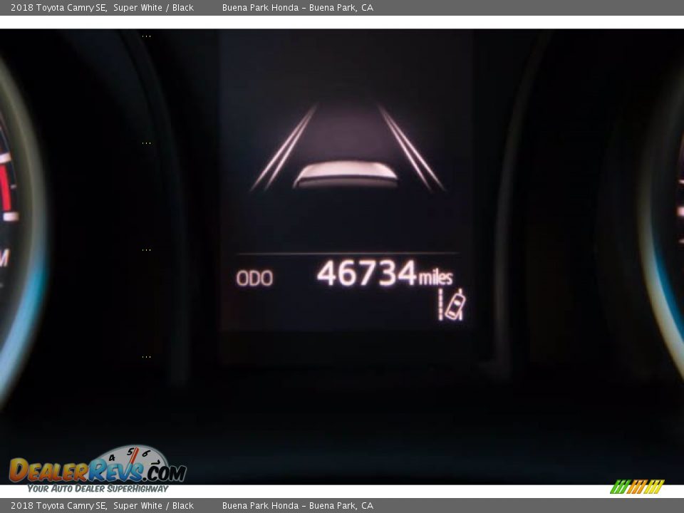 2018 Toyota Camry SE Super White / Black Photo #6