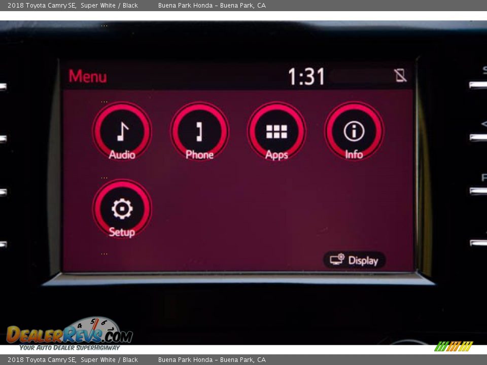 2018 Toyota Camry SE Super White / Black Photo #26