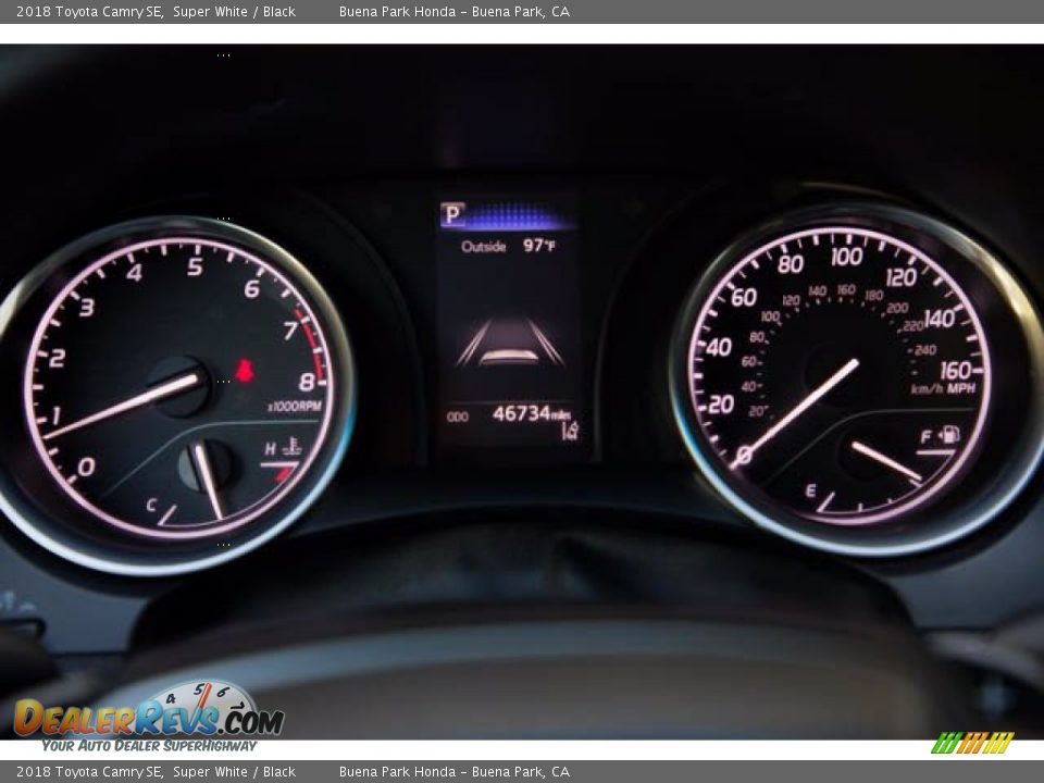 2018 Toyota Camry SE Super White / Black Photo #28