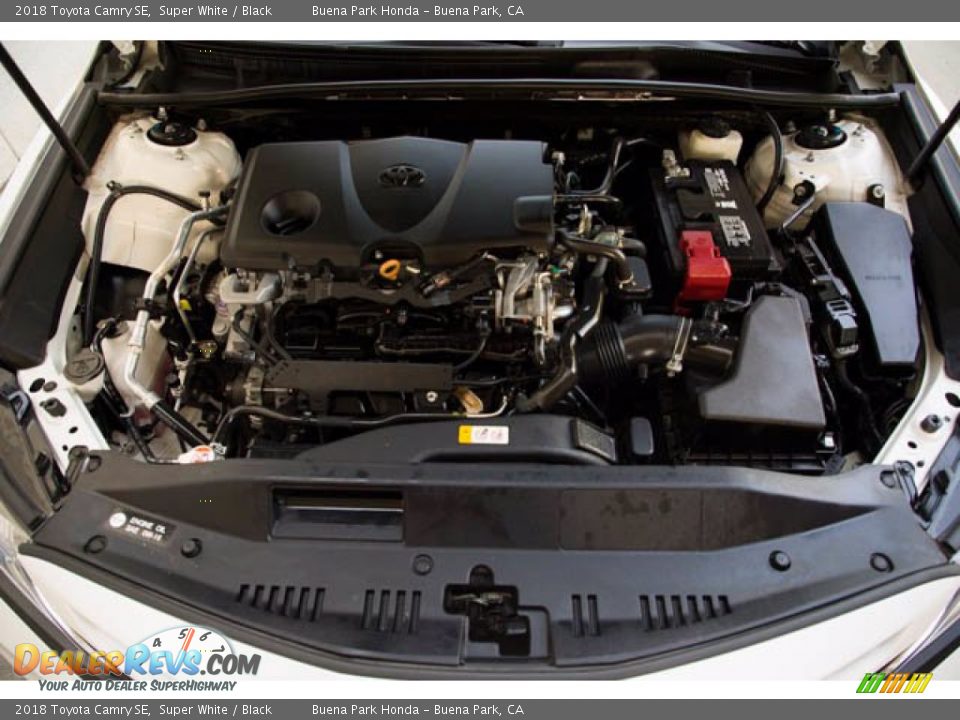 2018 Toyota Camry SE Super White / Black Photo #34