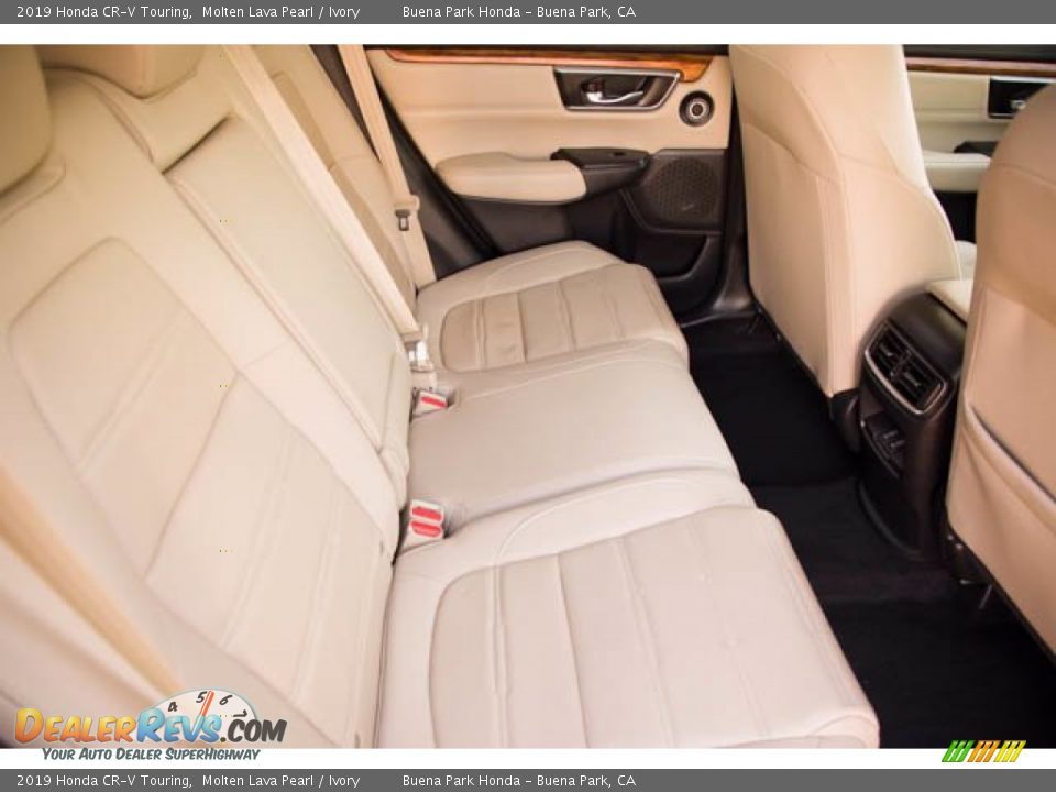 2019 Honda CR-V Touring Molten Lava Pearl / Ivory Photo #21