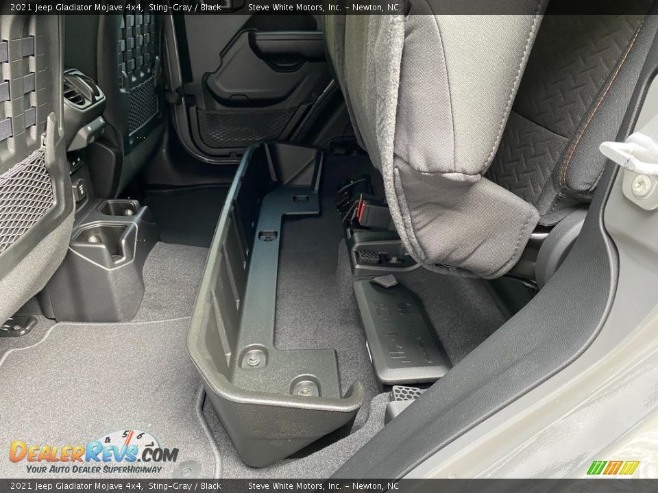 2021 Jeep Gladiator Mojave 4x4 Sting-Gray / Black Photo #15