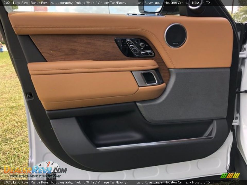 Door Panel of 2021 Land Rover Range Rover Autobiography Photo #13