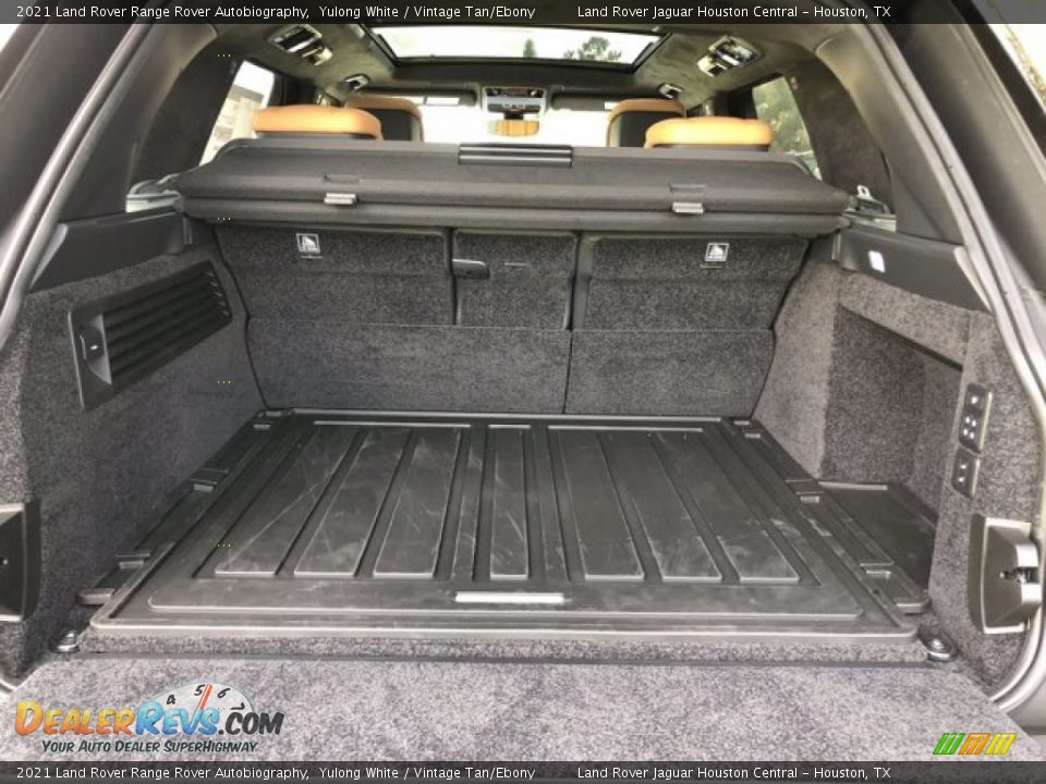 2021 Land Rover Range Rover Autobiography Trunk Photo #32