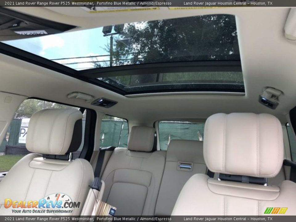 Sunroof of 2021 Land Rover Range Rover P525 Westminster Photo #28